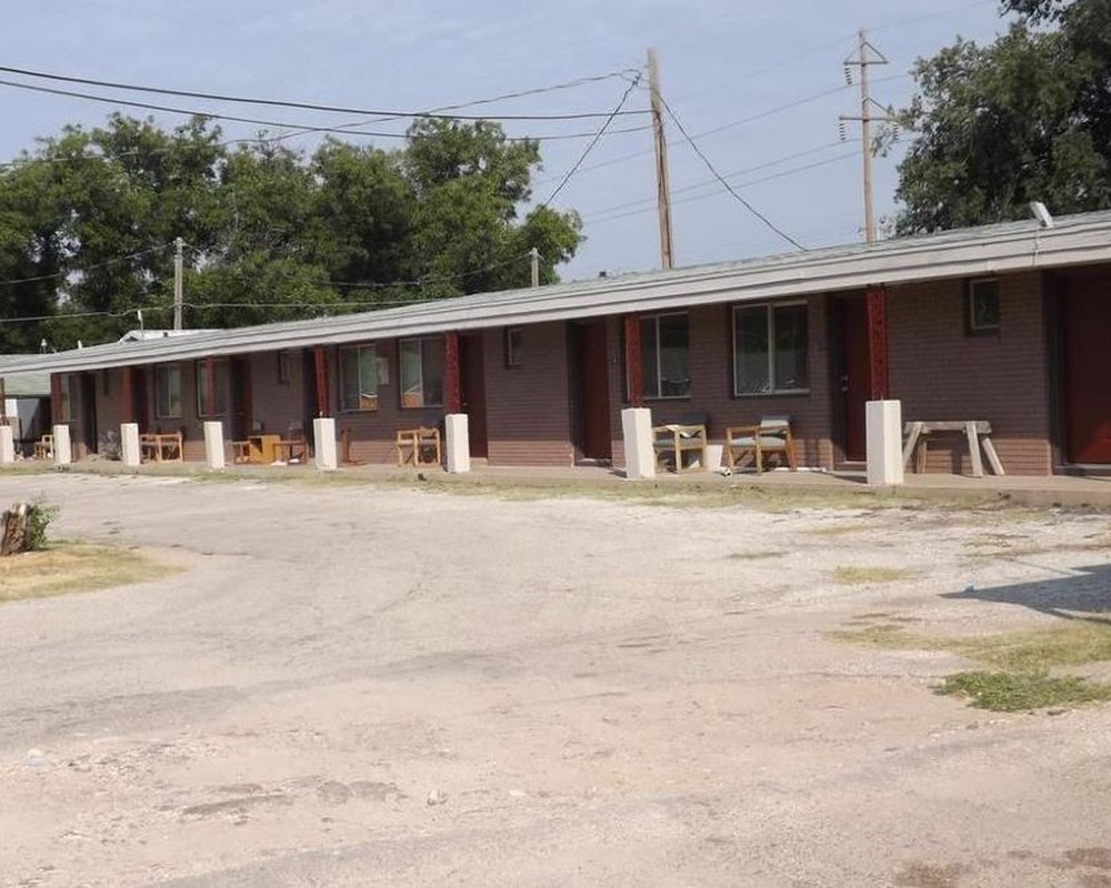 Park Motel San Angelo — room block